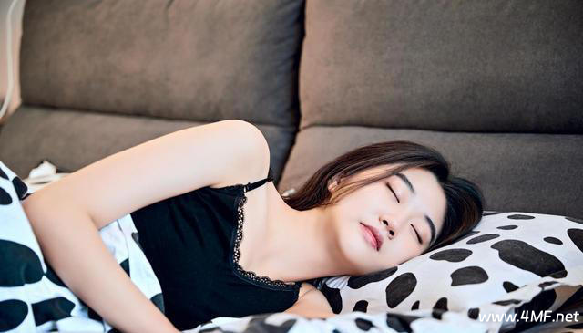 被8小时睡眠论骗了?人生各阶段最佳睡眠时长是多久?-免费杂货铺